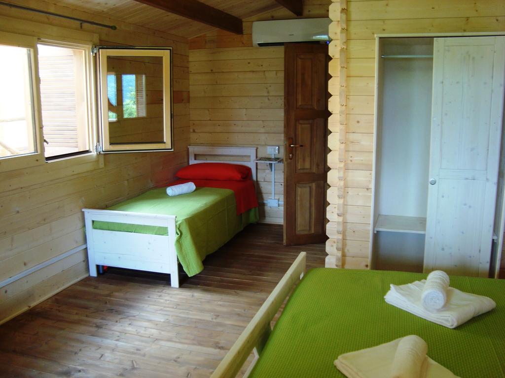 B&B Lao Papasidero 部屋 写真
