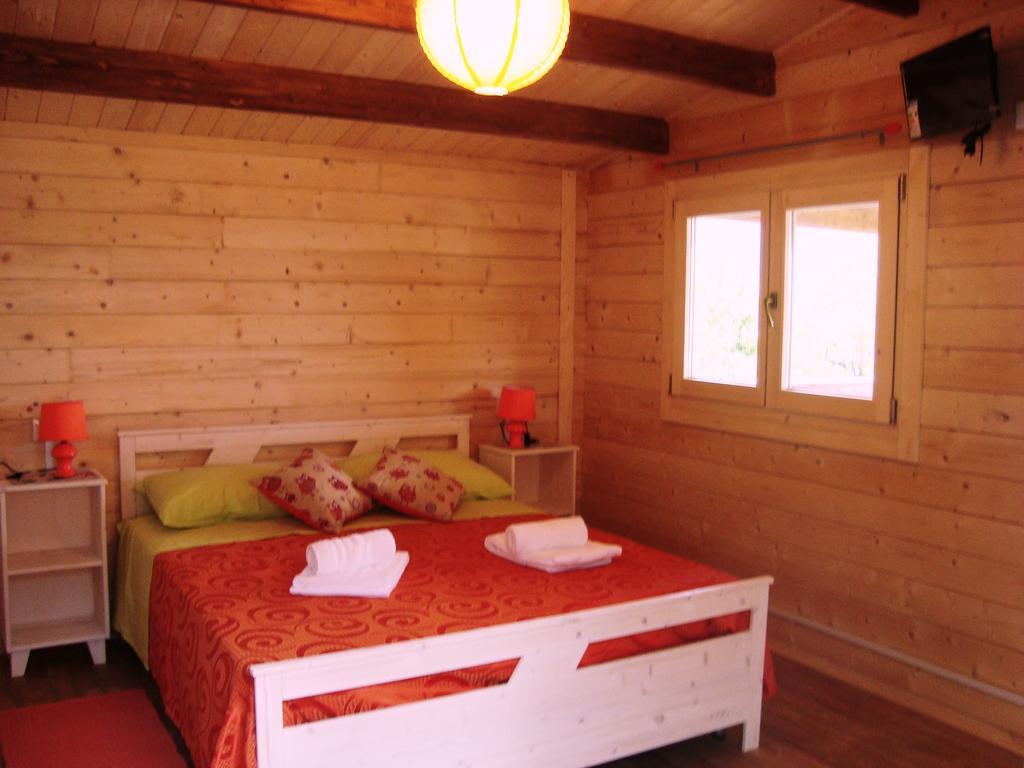 B&B Lao Papasidero 部屋 写真